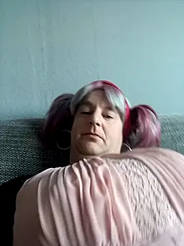 Snapshot of sexynadinets89 chatting on December 31, 2024, 8:37 am sexynadinets89 online show from December 31, 2024, 8:37 am