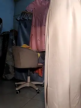 Lucy limon online show from March 13, 2025, 4:12 pm