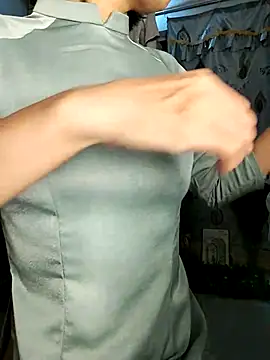 Lucy limon online show from October 3, 2025, 8:33 am