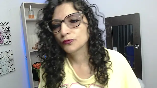 arianna ros3 online show from January 12, 2025, 2:41 pm