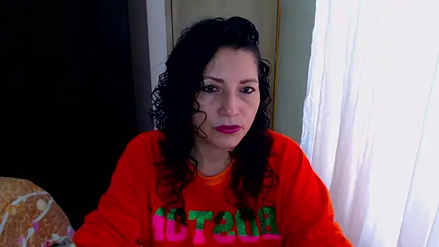 arianna ros3 online show from April 2, 2026, 4:26 pm