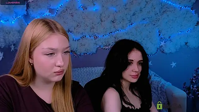 playful sophie online show from March 9, 2026, 8:35 pm