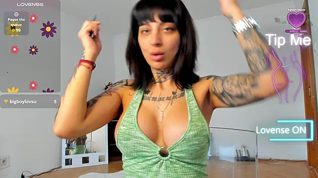 Snapshot of Lucky_Deniz chatting on March 14, 2025, 5:59 am Lucky Deniz online show from March 14, 2025, 5:59 am