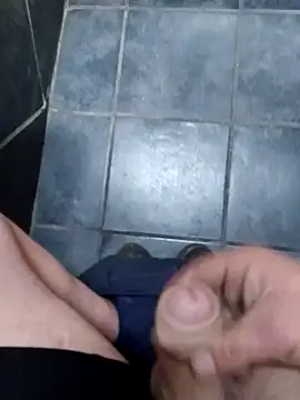 Snapshot of lekkerpeet chatting on February 19, 2025, 7:17 am lekkerpeet online show from February 19, 2025, 7:17 am