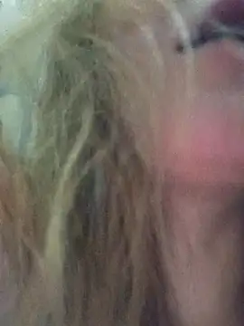 KattyLuuu online show from November 29, 2025, 8:45 pm