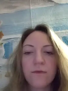 KattyLuuu online show from December 4, 2025, 8:50 pm