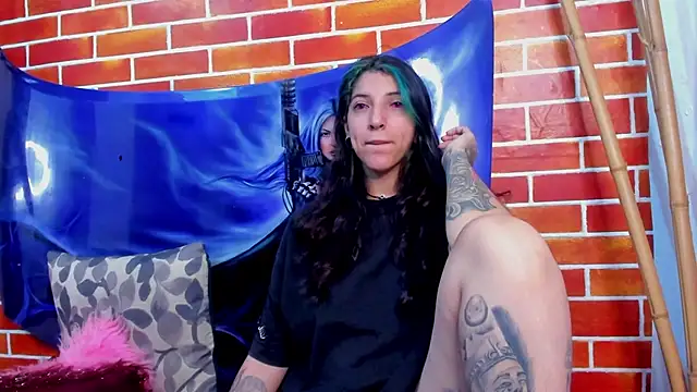 Snapshot of marlenna chatting on January 10, 2025, 11:43 am marlenna online show from January 10, 2025, 11:43 am