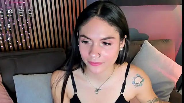 Snapshot of Gaby_Ferrer chatting on October 7, 2025, 2:03 pm Gaby Ferrer online show from October 7, 2025, 2:03 pm