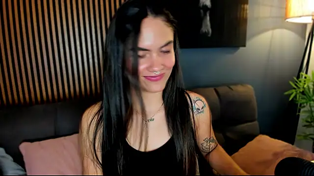 Snapshot of Gaby_Ferrer chatting on November 29, 2025, 4:32 pm Gaby Ferrer online show from November 29, 2025, 4:32 pm