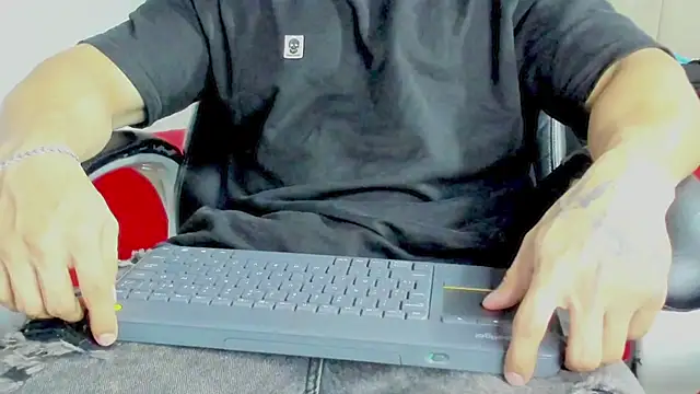 Snapshot of jeicob_gagnon chatting on January 31, 2026, 11:58 pm jeicob gagnon online show from January 31, 2026, 11:58 pm