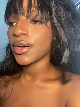 Snapshot of Zizi-campbel chatting on January 27, 2025, 7:35 pm Zizi-campbel online show from January 27, 2025, 7:35 pm