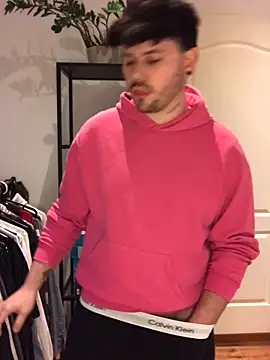 gayboooy nrw online show from December 19, 2025, 2:13 pm