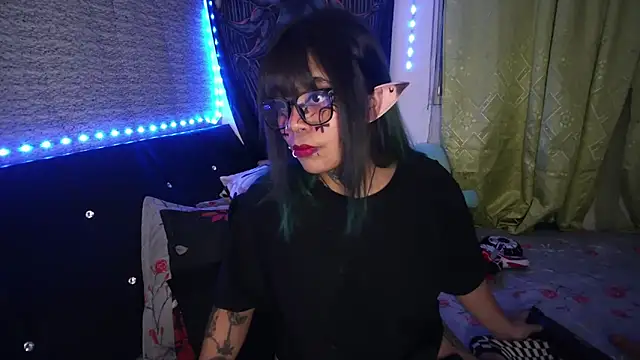 Snapshot of Eta_carinae chatting on October 26, 2025, 6:19 am Eta carinae online show from October 26, 2025, 6:19 am