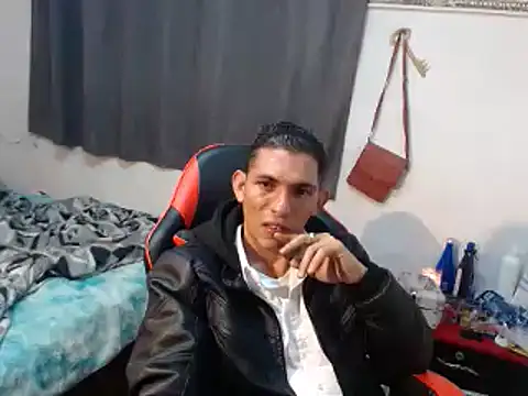 Snapshot of chayanne_odisea chatting on October 17, 2025, 2:37 am chayanne odisea online show from October 17, 2025, 2:37 am