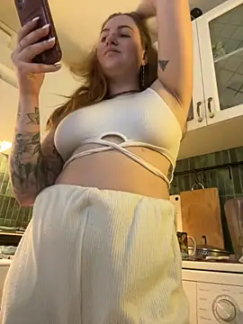 MayaMystic online show from November 9, 2025, 12:03 pm