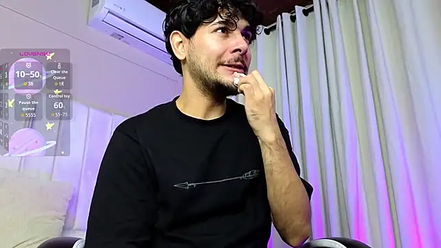 Snapshot of Samir_bear chatting on September 23, 2025, 12:30 pm Samir bear online show from September 23, 2025, 12:30 pm