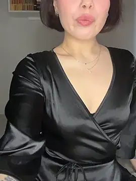 AmmyRich1 online show from March 25, 2026, 5:35 am