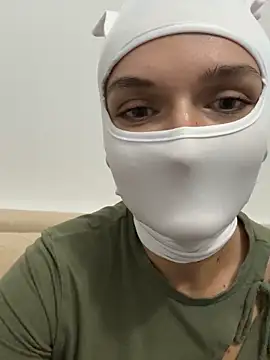 Snapshot of Nikki_Hoee chatting on October 24, 2025, 4:58 pm Nikki Hoee online show from October 24, 2025, 4:58 pm