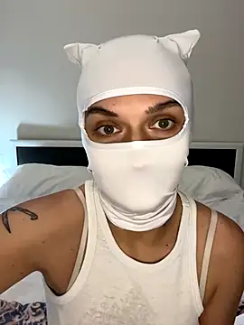 Snapshot of Nikki_Hoee chatting on November 8, 2025, 5:45 pm Nikki Hoee online show from November 8, 2025, 5:45 pm