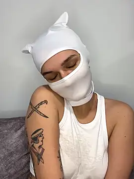 Snapshot of Nikki_Hoee chatting on November 22, 2025, 10:09 pm Nikki Hoee online show from November 22, 2025, 10:09 pm