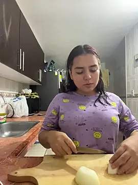 Snapshot of Ema_kraus chatting on February 28, 2026, 1:28 am Ema kraus online show from February 28, 2026, 1:28 am