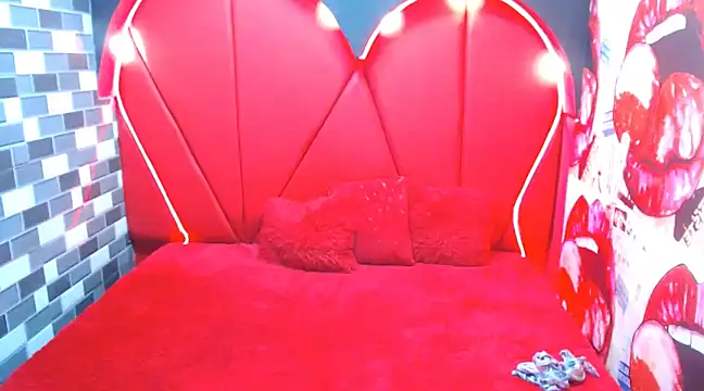 Snapshot of perfectlump chatting on December 29, 2024, 8:04 pm perfectlump online show from December 29, 2024, 8:04 pm