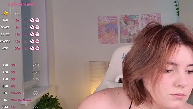 YumiYammy online show from October 11, 2025, 7:12 pm