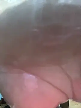 rickzinnxz online show from October 1, 2025, 9:32 pm