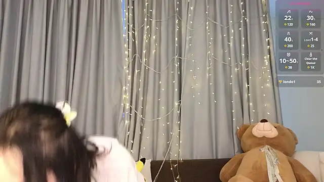 queenasian online show from December 18, 2024, 12:10 am