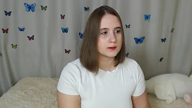 Snapshot of Phantommira chatting on February 6, 2025, 8:34 pm Phantommira online show from February 6, 2025, 8:34 pm