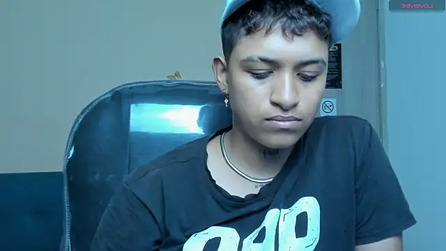 Dominick jones online show from November 11, 2025, 8:53 pm