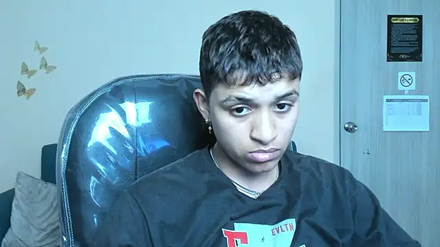 Dominick jones online show from November 15, 2025, 6:11 am