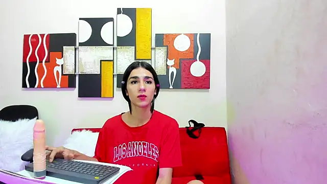 Snapshot of Mariana_16_ chatting on February 13, 2025, 11:15 pm Mariana 16 online show from February 13, 2025, 11:15 pm