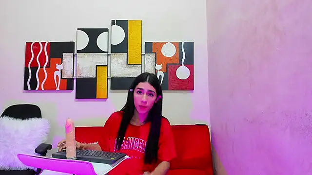 Snapshot of Mariana_16_ chatting on February 14, 2025, 2:18 am Mariana 16 online show from February 14, 2025, 2:18 am