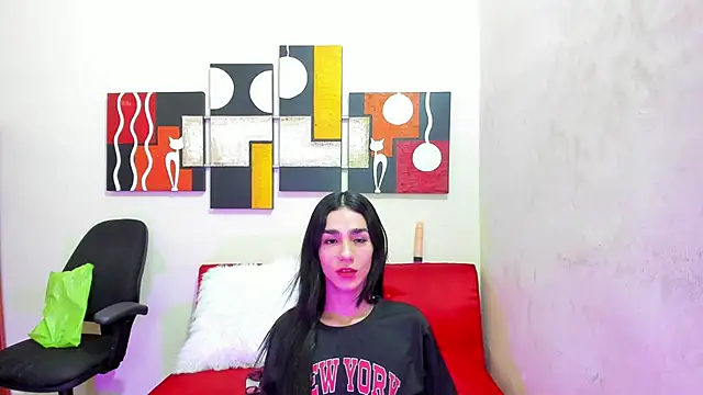 Snapshot of Mariana_16_ chatting on February 14, 2025, 8:26 pm Mariana 16 online show from February 14, 2025, 8:26 pm