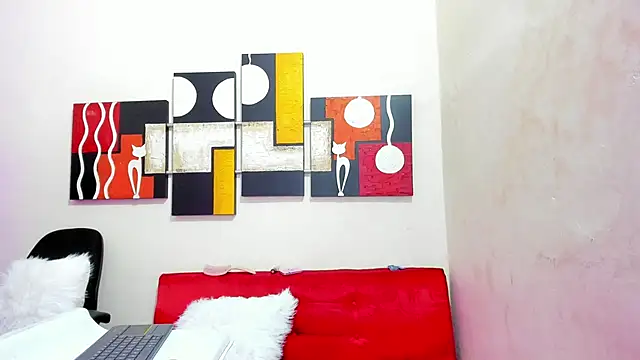 Snapshot of Mariana_16_ chatting on February 14, 2025, 11:31 pm Mariana 16 online show from February 14, 2025, 11:31 pm