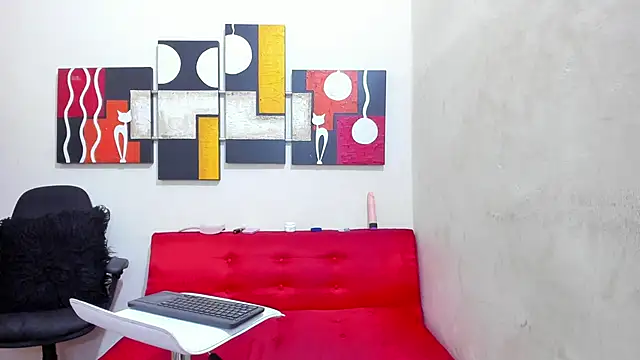 Snapshot of Mariana_16_ chatting on February 22, 2025, 7:25 pm Mariana 16 online show from February 22, 2025, 7:25 pm