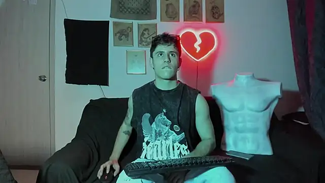 Antonello Vannucci online show from January 1, 2025, 8:47 pm