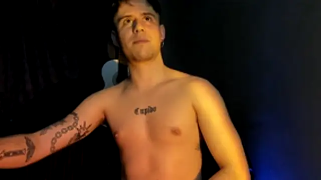 Antonello Vannucci online show from November 3, 2025, 11:37 pm