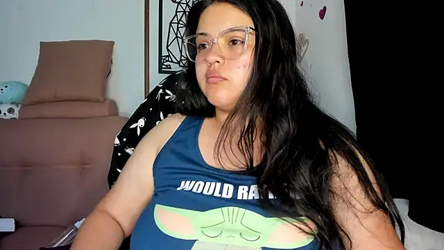 lizzie c online show from February 8, 2025, 4:14 am