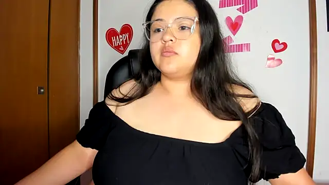 lizzie c online show from February 10, 2025, 9:36 pm