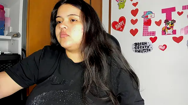 lizzie c online show from March 9, 2025, 2:39 am