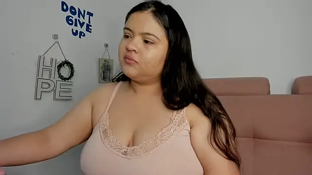 lizzie c online show from May 31, 2026, 5:59 am