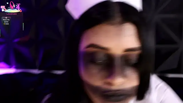 AnikaRomanoff online show from October 6, 2025, 4:32 am