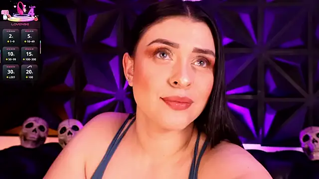 AnikaRomanoff online show from October 22, 2025, 4:02 am