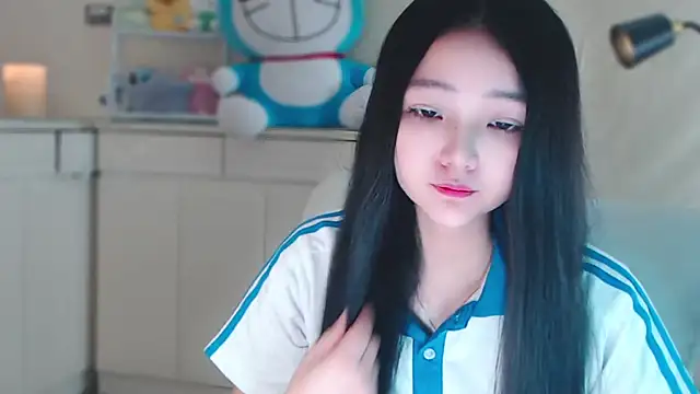 xiao-xiao-D online show from January 6, 2025, 6:14 am