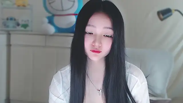 xiao-xiao-D online show from February 13, 2025, 7:13 am