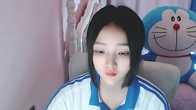 xiao-xiao-D online show from February 21, 2025, 2:48 pm