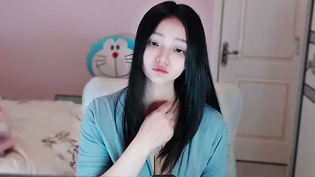 xiao-xiao-D online show from March 5, 2025, 12:00 pm