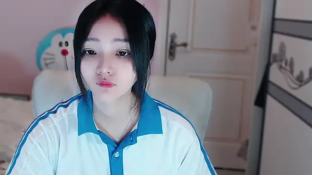 xiao-xiao-D online show from March 12, 2025, 11:53 am